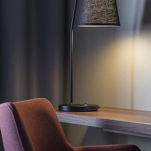 Standard Zimmer mit Kingsize-Bett